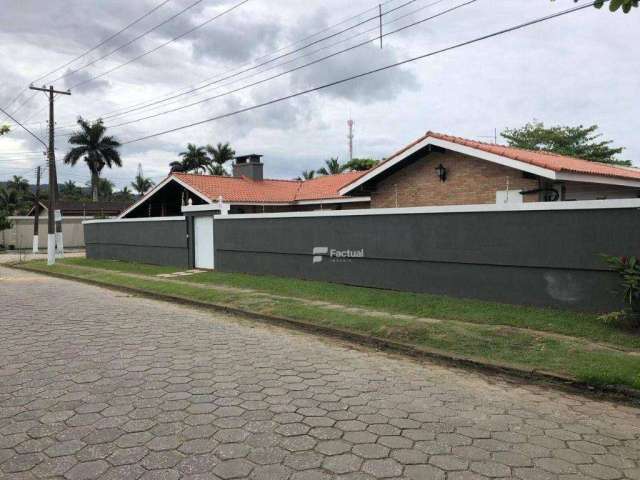 Casa com 3 dormitórios para alugar, 250 m² por R$ 10.000,00/mês - Praia de Pernambuco - Guarujá/SP