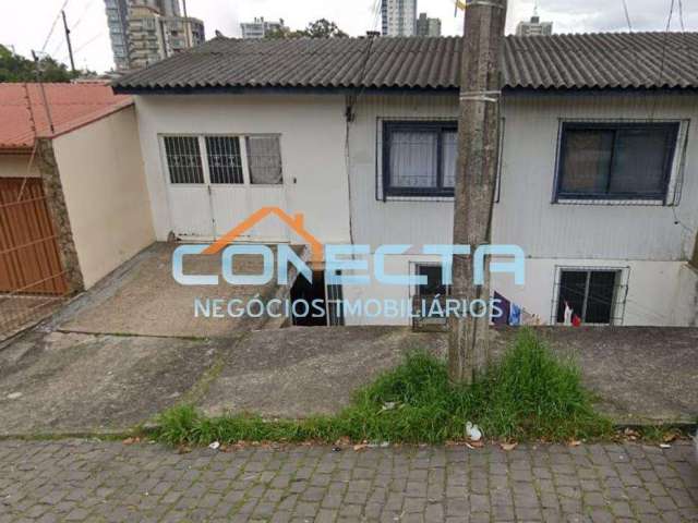 Casa com 6 quartos à venda no Universitário, Caxias do Sul , 120 m2 por R$ 270.000