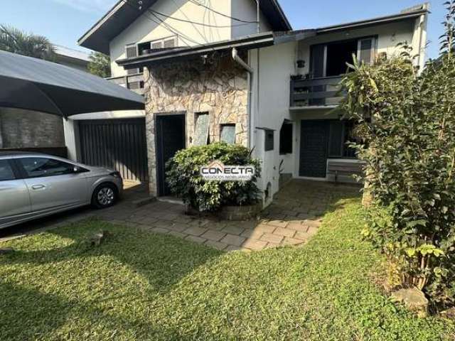 Casa com 3 quartos à venda no Cruzeiro, Caxias do Sul , 248 m2 por R$ 780.000