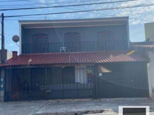 Sobrado com 2 dormitórios à venda, 310 m² por R$ 745.000,00 - Jardim Santa Cecília - Sorocaba/SP