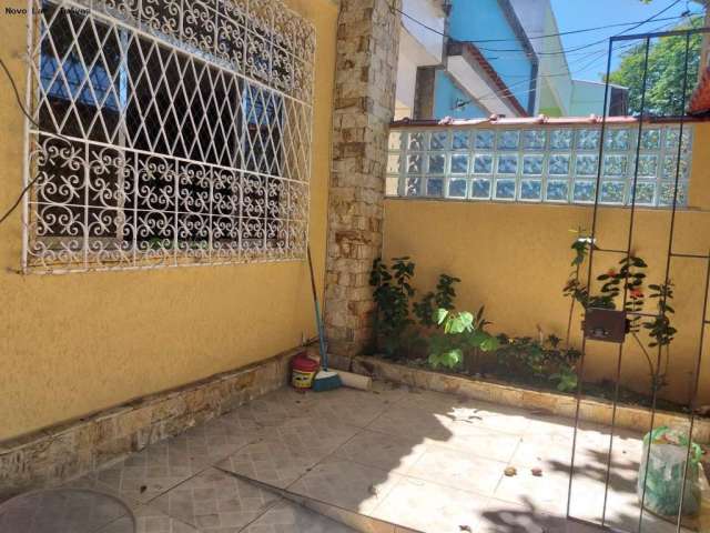 Apartamento para Venda em Rio de Janeiro, Vila Kosmos, 3 dormitórios, 1 banheiro, 2 vagas