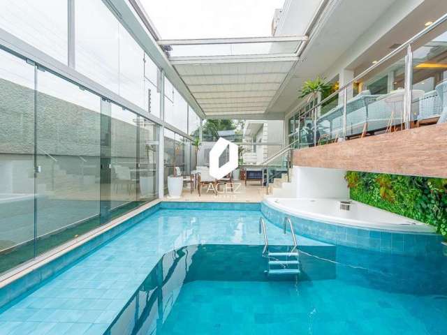 Casa mobiliada, piscina aquecida com spa, 03 suíte e elevador!