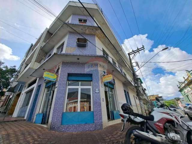 PRÉDIO COMERCIAL, 3 PAVIMENTOS, ESQUINA, 389,67m²