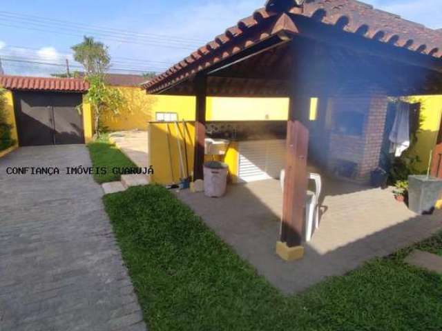 Casa para Venda em Guarujá, Balneário Praia do Pernambuco, 2 dormitórios, 1 suíte, 2 banheiros, 5 vagas