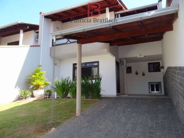 Casa com 3 quartos à venda no Velha, Blumenau , 190 m2 por R$ 750.000