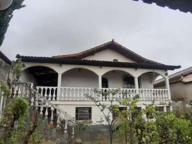 Casa à venda, 3 quartos, 1 suíte, 4 vagas, Araguaia - Belo Horizonte/MG