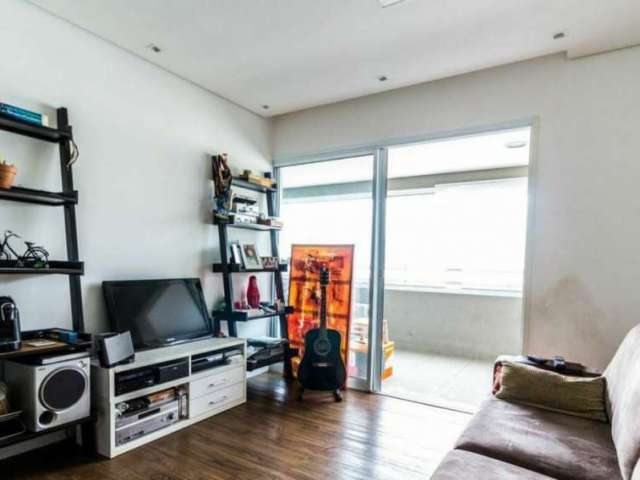 Apartamento em Parque Industrial Tomas Edson  -  São Paulo