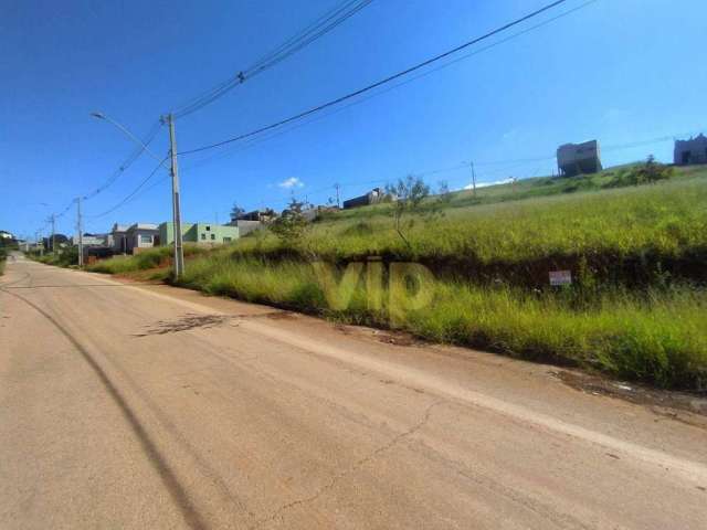 Terreno à venda, 240 m² por R$ 85.000 - Pitangueiras - Pouso Alegre/Minas Gerais