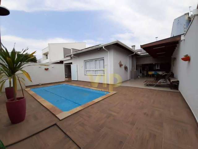 Casa com 3 dormitórios à venda, 286 m² por R$ 1.680.000 - Fátima - Pouso Alegre/Minas Gerais