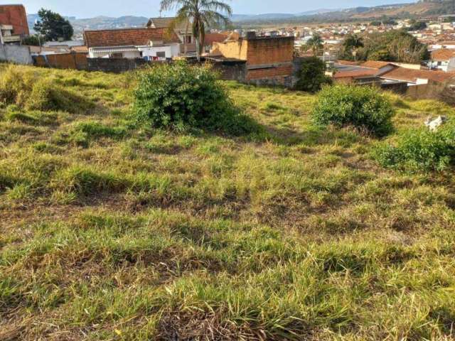 Terreno à venda, 516 m² por R$ 375.000 - Jardim Aureliano - Pouso Alegre/MG