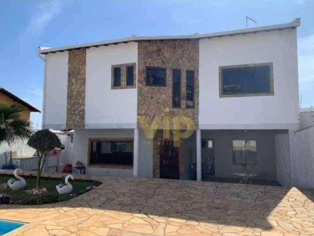 Casa com 4 dormitórios à venda, 269 m² por R$ 980.000,00 - Pousada dos Campos - Pouso Alegre/MG