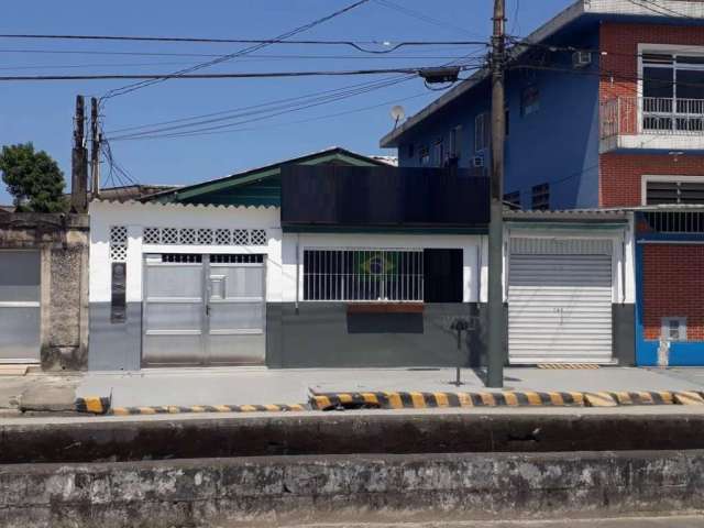 Casa para Venda em Guarujá, Vila Lygia, 2 dormitórios, 3 banheiros, 2 vagas