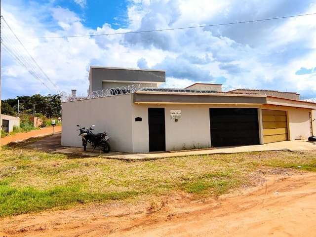 Casa à Venda no Portal das Águas Quentes: Conforto, Estilo e Segurança em Caldas Novas.