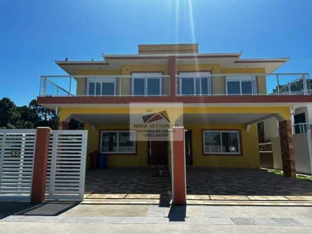 Casa Padrão para Venda em Ingleses do Rio Vermelho Florianópolis-SC