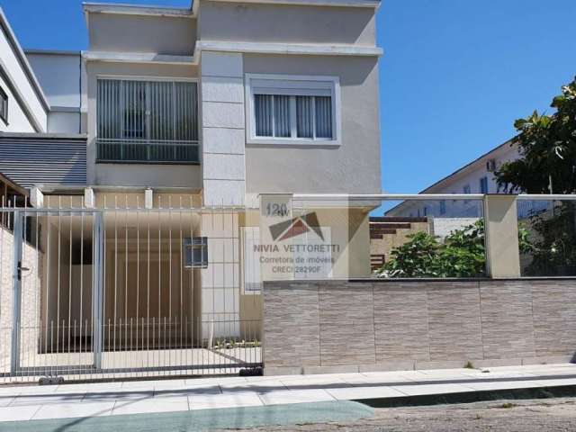 Casa Padrão para Venda em Ingleses do Rio Vermelho Florianópolis-SC