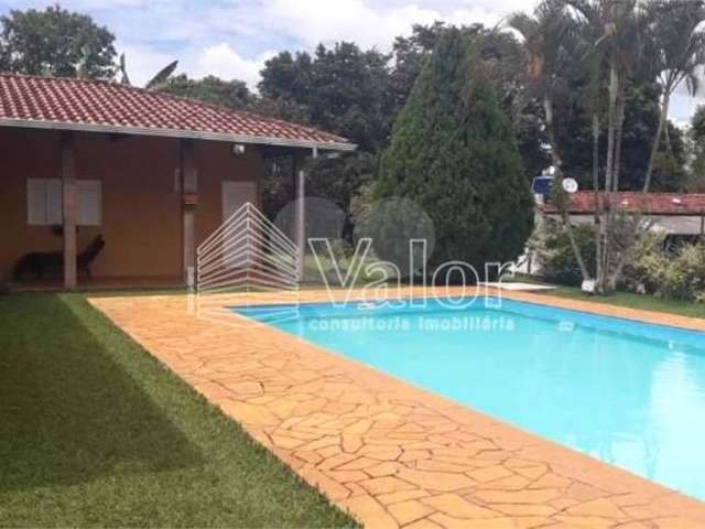 Chácara com 2.400m²