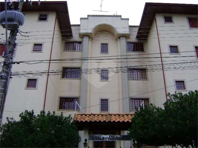 Apartamento no Condomínio Villa Bonelli.