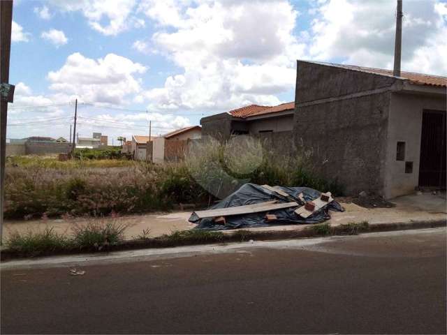 Terreno no Jardim Embaré.