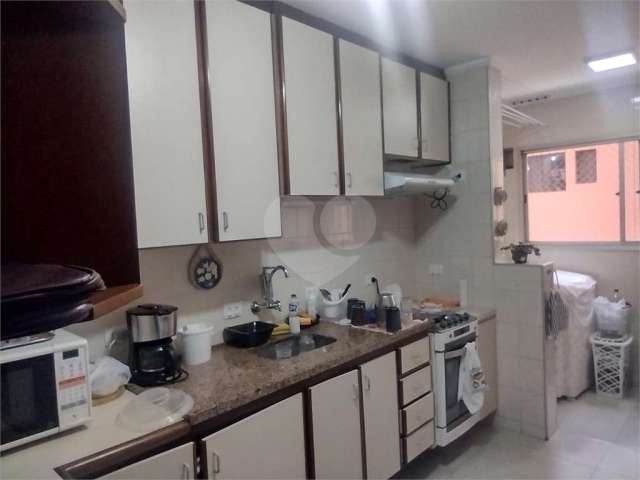 Apartamento no Ed. Topázio