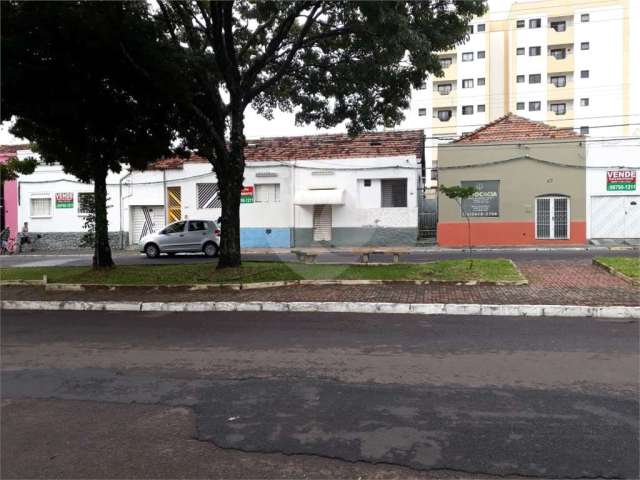 Terreno na Vila Prado, com .1217,62 m² de área total.