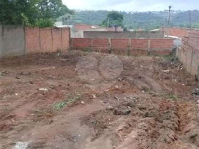 Terreno Residencial no Aracy