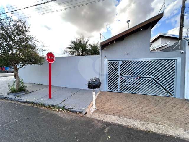 Casa térrea para venda no Jardim Bandeirantes