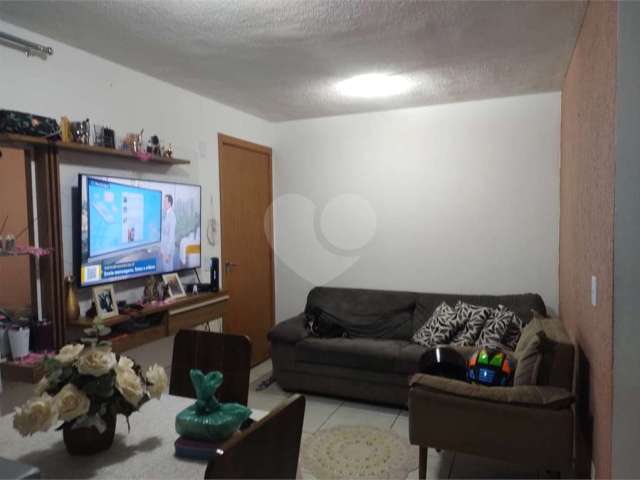 Excelente apartamento à venda no Condomínio Monte D’Oro