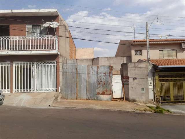 Casa em Construção à Venda no Bairro Romeu Tortorelli