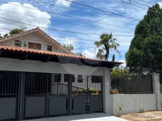 Casa com 5 dorms à venda no Jardim Alvorada