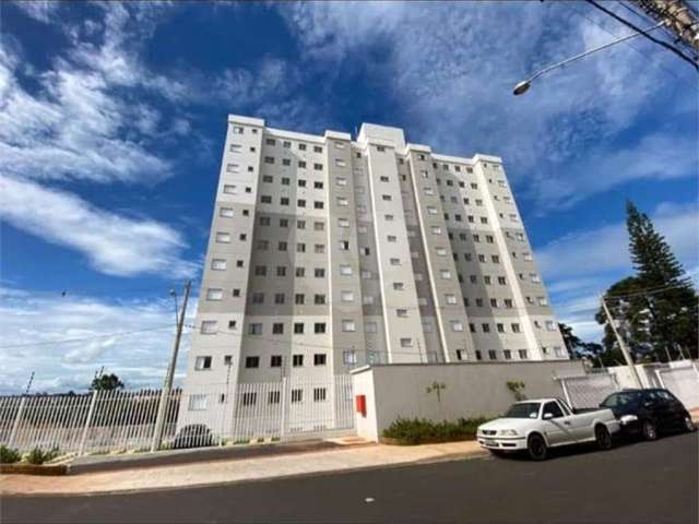 Apartamento à Venda no Parque dos Manacás