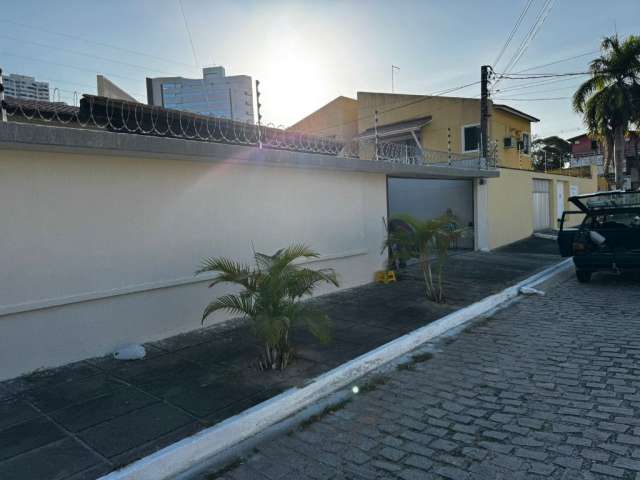 Linda Casa com 320m² com 4 suítes em Ponta Negra Natal RN