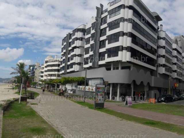 Apartamento 02 dormitórios na quadra meia praia