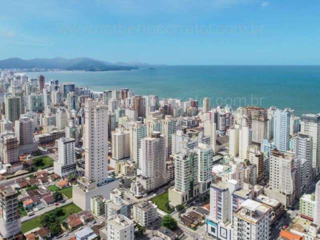 Apartamento a venda em meia praia | 4 suítes