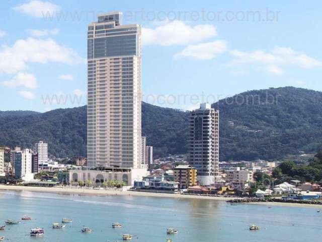 Apartamento penthouse frente mar a venda