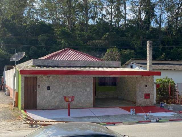 Casa para Venda em Ribeirão Pires, Somma, 3 dormitórios, 2 banheiros, 4 vagas