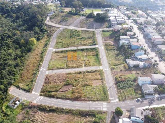 Terreno à venda na Rua Medardo Ferretti, Santa Helena, Bento Gonçalves por R$ 349.928