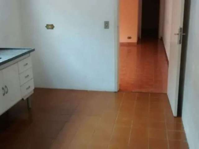 Casa Terrea para alugar com 2 dorm e 2 vagas - Jardim Esther - FL59