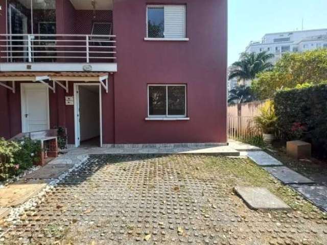 Sobrado 155m² Vila São Francisco, 3 Quartos 1 Suíte 2 vagas FL15