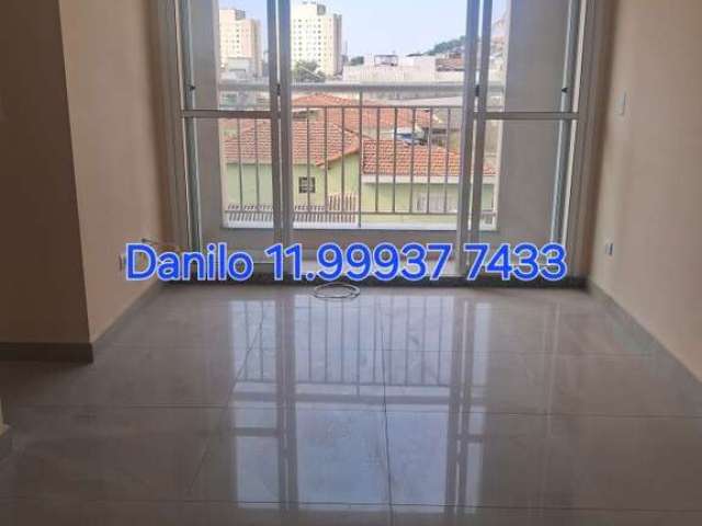 Apartamento 2 dormitórios e 1 vaga. FL51