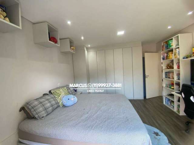 ** Linda casa em cond. fechado c/ 489m² de a/c e 720m² de terreno 3 suítes/ 3 vgs. FL23