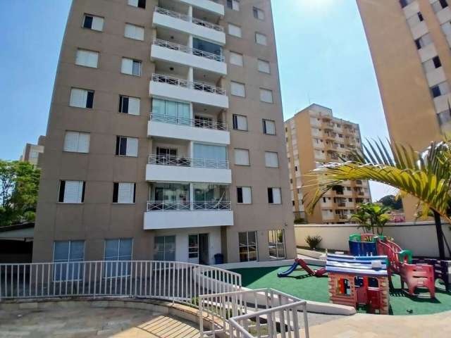 Apartamento com 2 quartos e varanda fl26