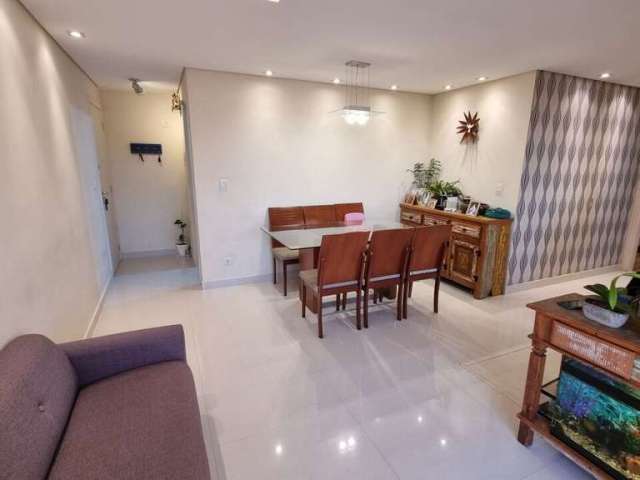 Apartamento no Jd Ester 75m² 3 Quartos 1 suite 2 Banheiro 3 vaga FL15