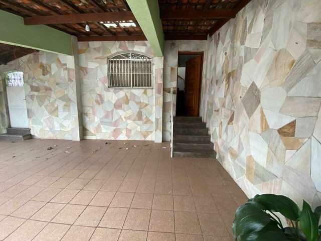 DESTAQUE, Sobrado 130m² conforto e localização privilegiada 2 vagas FL15