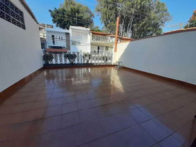 Vendo sobrado,  3 dorms, 1 suite, 2 vagas, quintal - FL22