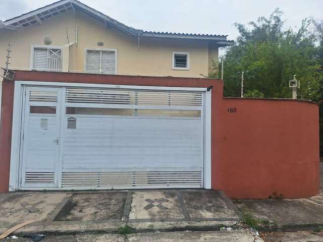 Casa Sobrado para locação com 3 dormitórios - Butantã - FL63