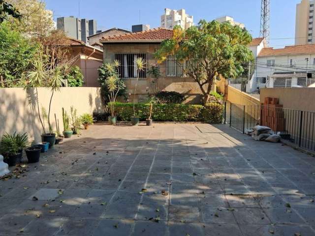 Casa para alugar na Vila Gomes. FL46