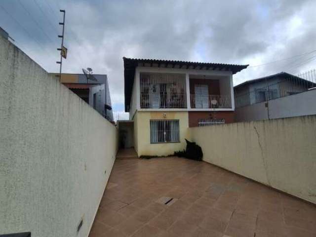 Sobrado ccom 3 dormitorios e 3 suites fl26