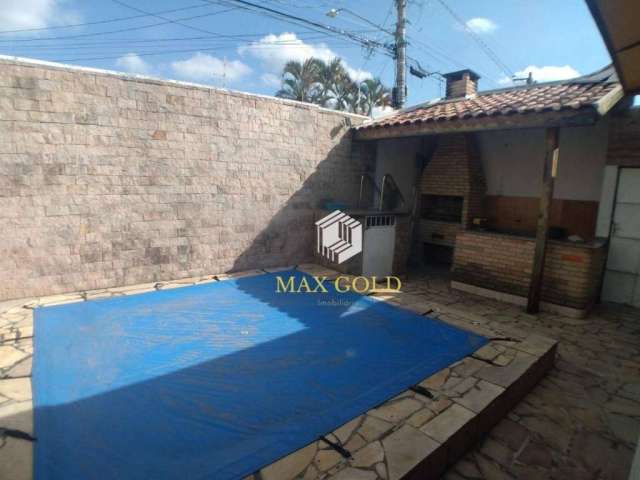 Casa com 3 dormitórios à venda, 210 m² por R$ 598.000,00 - Vila Jaboticabeira - Taubaté/SP