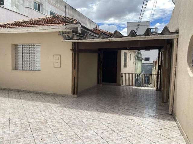 Imperdível casa à venda em São Paulo-SP, Chácara Mafalda: 3 quartos, 2 salas, 3 vagas, 360,00 m² de área!