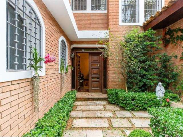 Casa com 4 quartos à venda na Rua Rafael Ielo, 130, Jardim Leonor, São Paulo por R$ 4.100.000